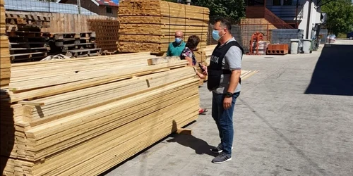 cherestea si lemne confiscare