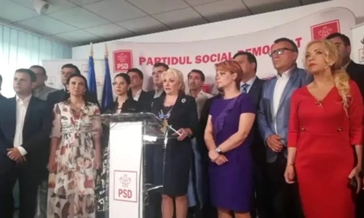15 viorica dancila compleu lanturi 2 jpg jpeg