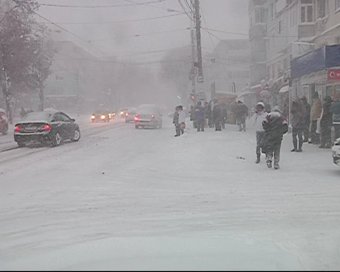 Peisaj selenar în Brăila din cauza ninsorii abundente. FOTO: N.Butnaru
