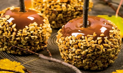 mere in caramel cu arahide jpg