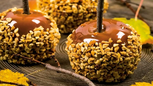 mere in caramel cu arahide jpg