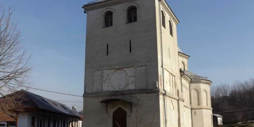 mănăstirea cerneti din meehdinti FOTO Alexandra Georgescu 