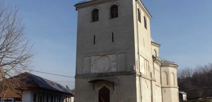 Mănăstirea Cerneţi FOTO Alexandra Georgescu