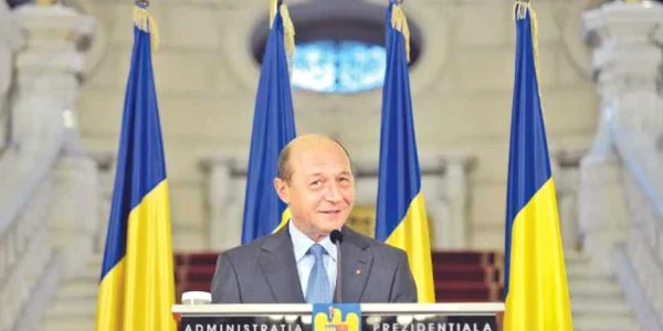 Preşedintele Traian Băsescu ar putea fi suspendat mai uşor