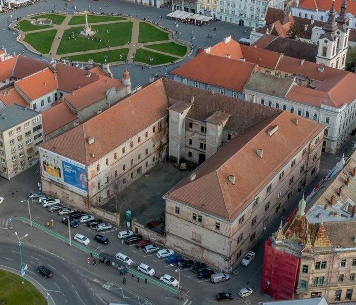  O clădire aflată în paragină a devenit una din mândriile Timișoarei. 65.000 de oameni i-au călcat pragul FOTO