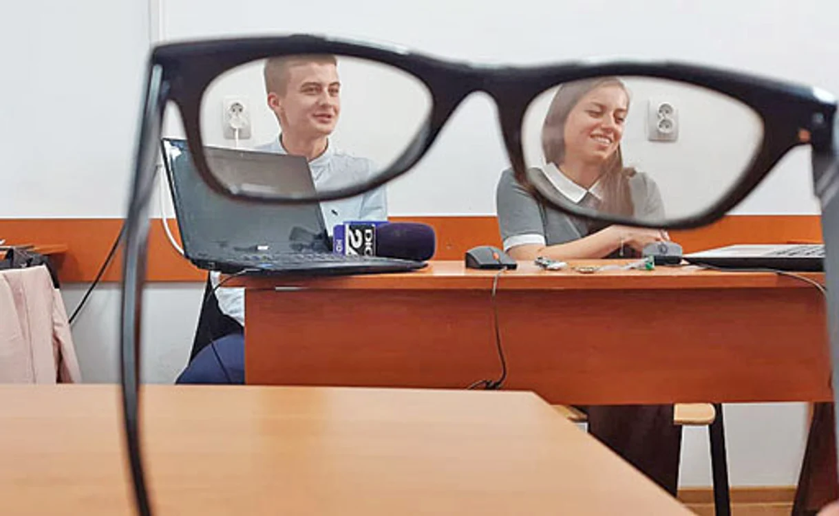 
    Tudor și Ruxandra,  doi elevi cu imaginație  