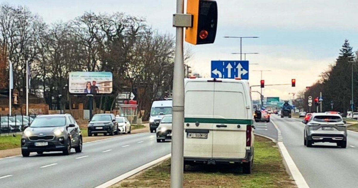Radar vandalizat în Varșovia, 8.000 amenzi lunar