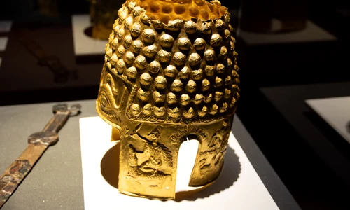 Helmet of Cotofenesti 02 jpeg