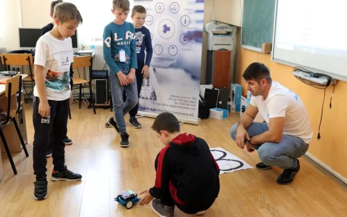 robotica la scoala.foto