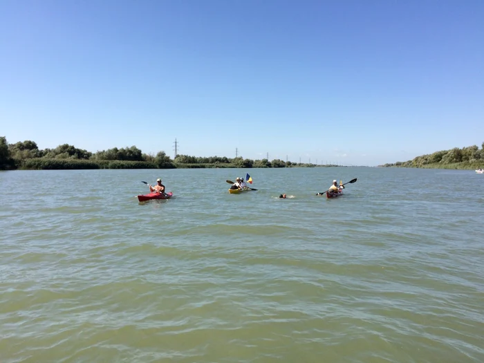 BREAKING Accident naval grav în Delta Dunării. O ambarcațiune cu turiști s-a răsturnat: patru persoane în stop cardiorespirator