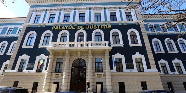 Tribunalul Hunedoara  Foto Daniel Guță ADEVĂRUL (4) JPG