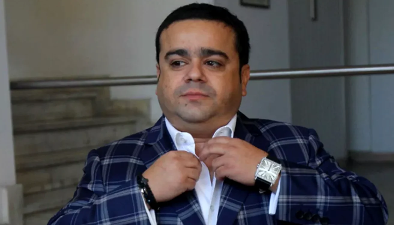 Adrian Minune, dar afară de pe scenă la un concert în vaslui FOTO: Arhivă