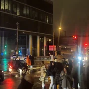 Sediul central al France Télévisions din Paris a fost evacuat sâmbătă, în urma unei amenințări cu bombă FOTO captură video X