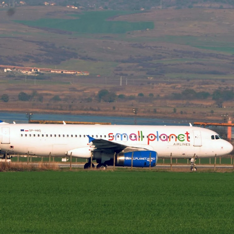 Aeronava Airbus A320 a aterizat la Burgas