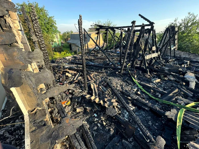Atacurile rusești au lovit mai multe clădiri rezidenţiale. FOTO Facebook Mikola Kalaşnik,