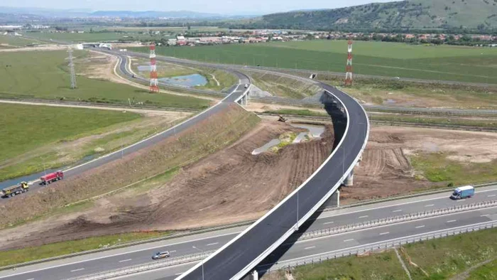 Bretele de legătură între A10 şi A1, la nodul rutier Sebeş. Foto: ziarulunirea.ro