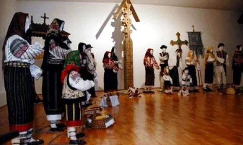 Muzeu anti strigoi la Gura Humorului jpeg