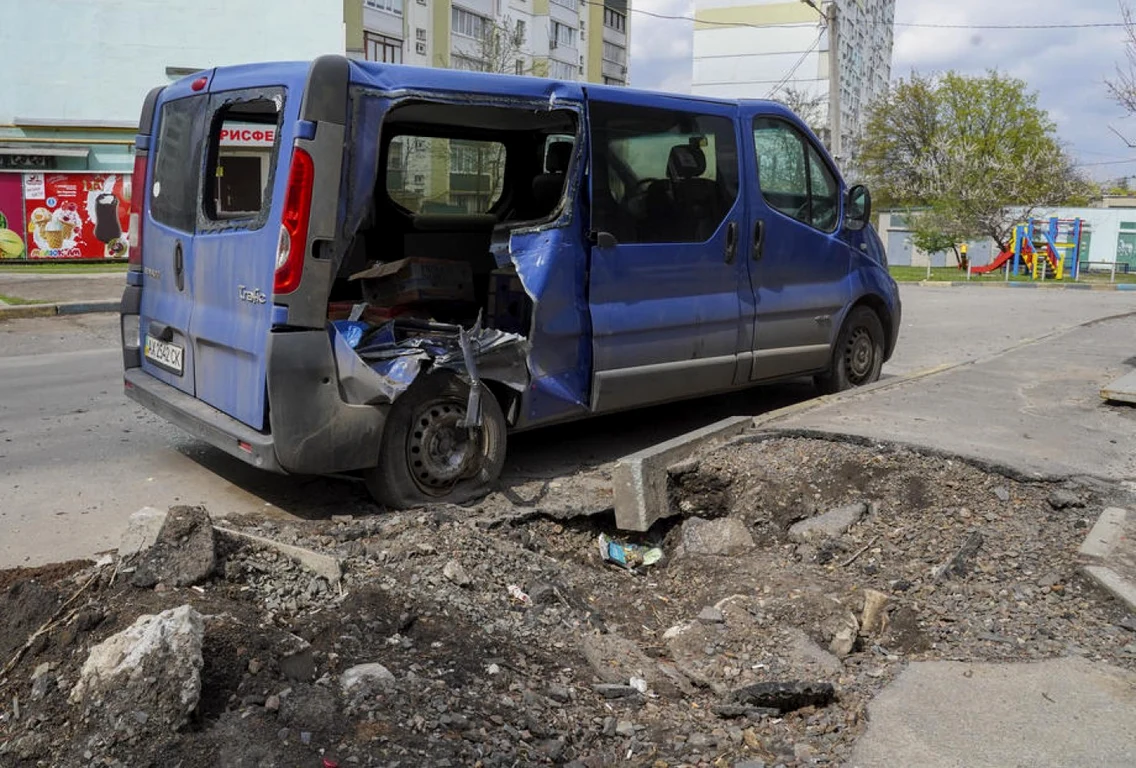 Razboi Ucraina distrugeri morti raniti refugiati 22-23 aprilie 2022 FOTO EPA-EFE