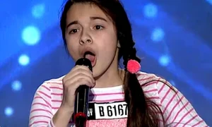 Laura Bretan are doar 13 ani, dar a reușit să ridice întreaga sală în picioare jpeg