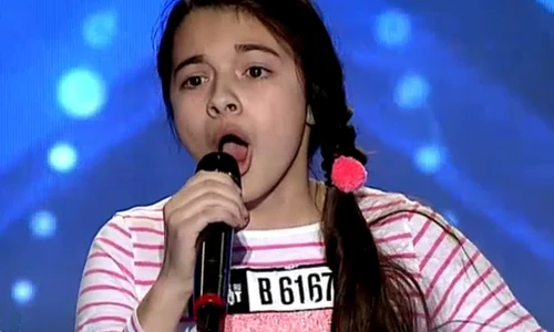 Laura Bretan are doar 13 ani, dar a reușit să ridice întreaga sală în picioare jpeg