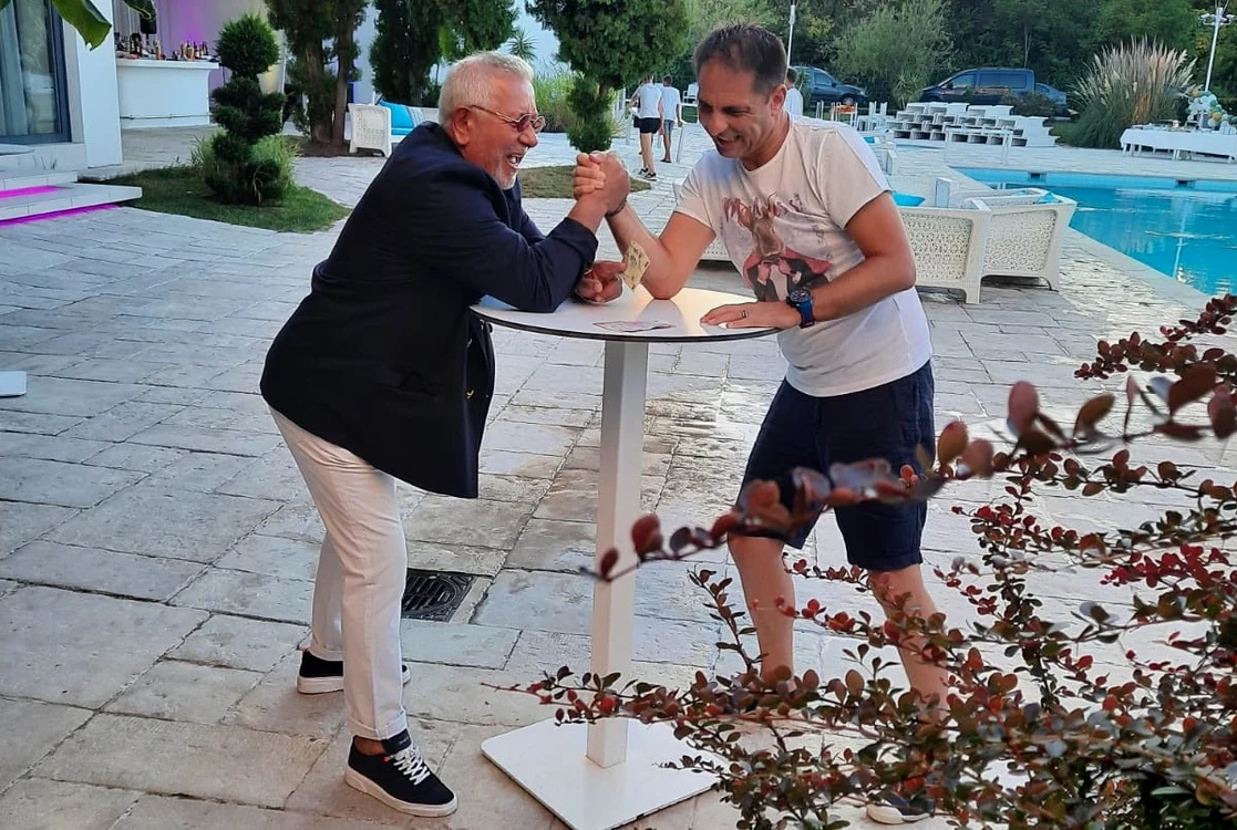 
    Ovidiu Lipan Țăndărică, momente haioase cu Dan Negru, la marefoto: arhivă personală  