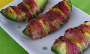 1 rulouri de avocado cu bacon jpg jpeg
