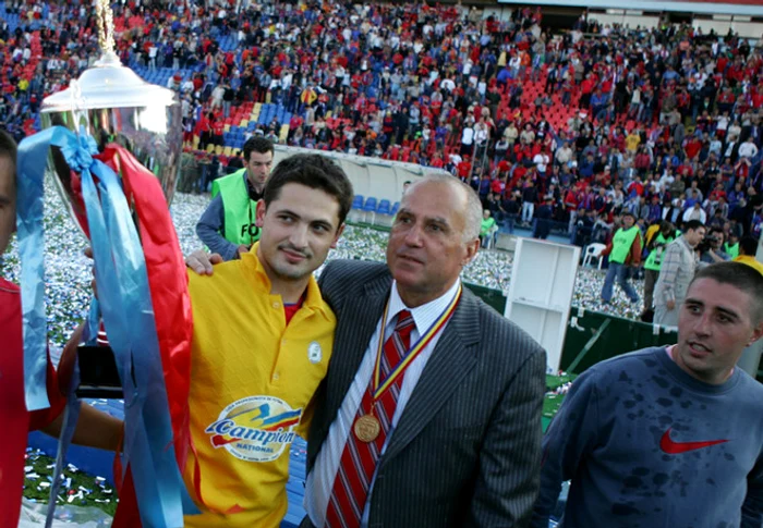 FOTBAL: Dumitriu îl desfiinţează pe Tininho