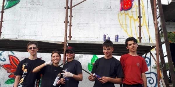 caz olimpicul care locuieşte într-un container olt