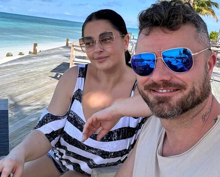 Gabriela Cristea și Tavi Clonda, în vacanță, în Maldive. Sursă: Facebook