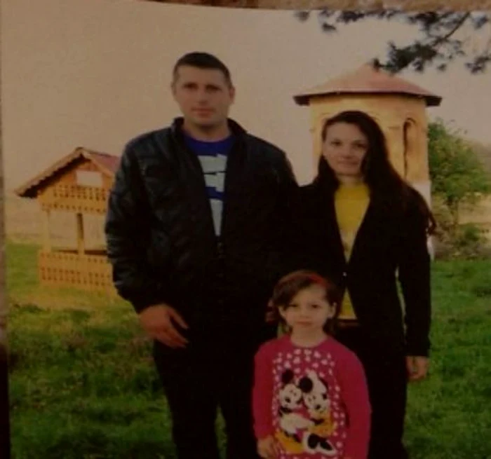 Bărbatul susţine că soţia i-a răpit fetiţa