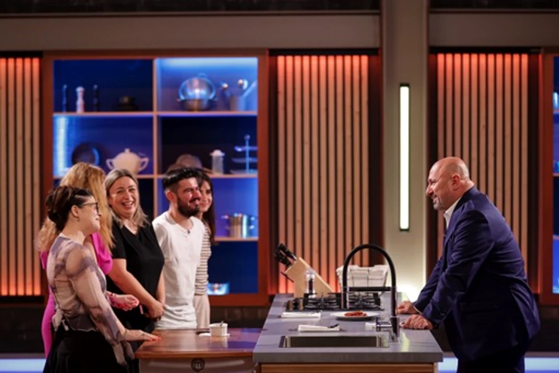 Jurnaliștii au fost jurizați de Chefii de la MasterChef