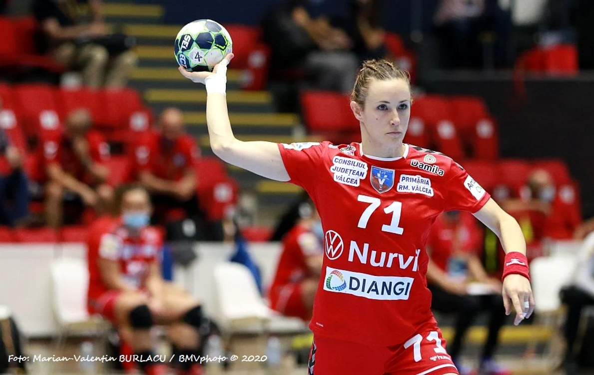 Kristina Liscevic e unul dintre cei doi coordonatori de joc ai formației din Rm. VâlceaFoto: Marian Burlacu