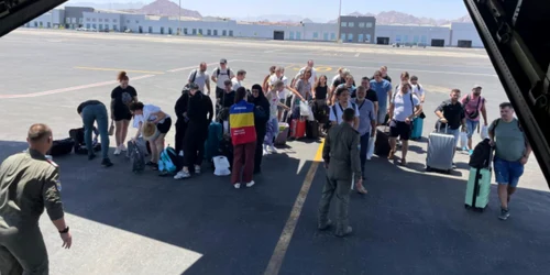 romani repatriati din israel foto gov ro png