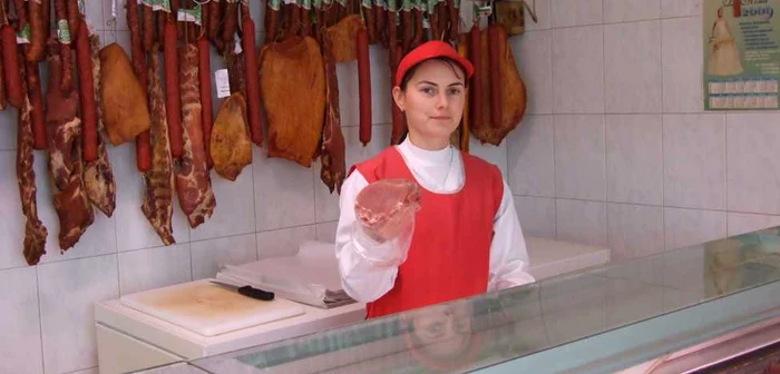 Cotletul fără os se vinde la 21.80 lei la Zolihuşi  