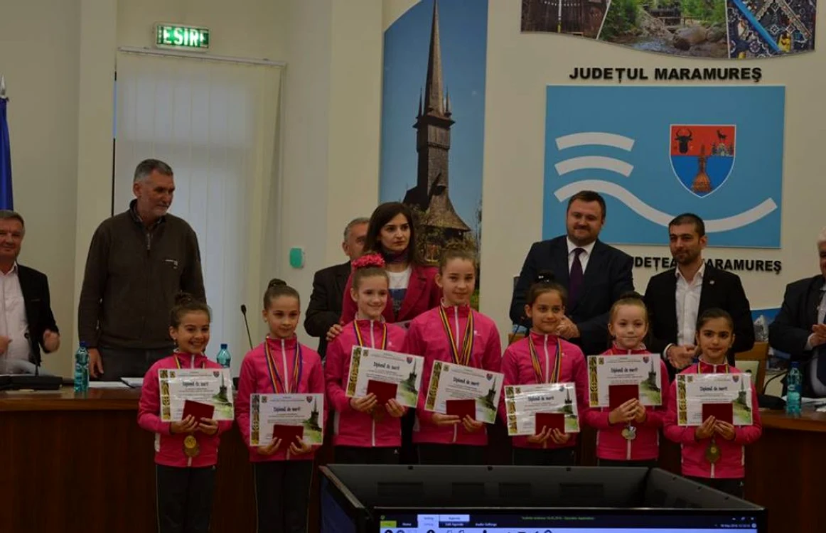 Gimnastele au primit diplome şi plachete    Foto: CJ MM
