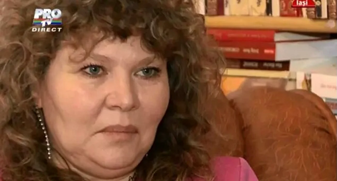 Geanina, sora lui Mihai Trăistariu, e profesoară de matematică foto: captură  Pro TV 