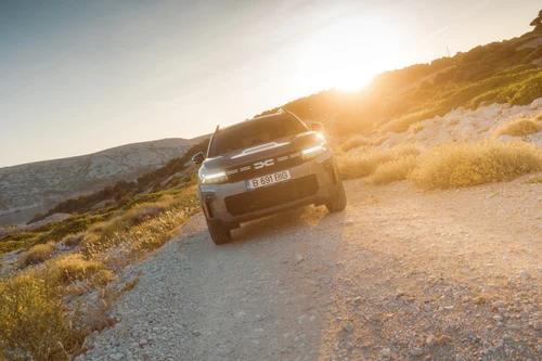 Dacia Bigster pe insula Rab din Croația Foto: Autocritica