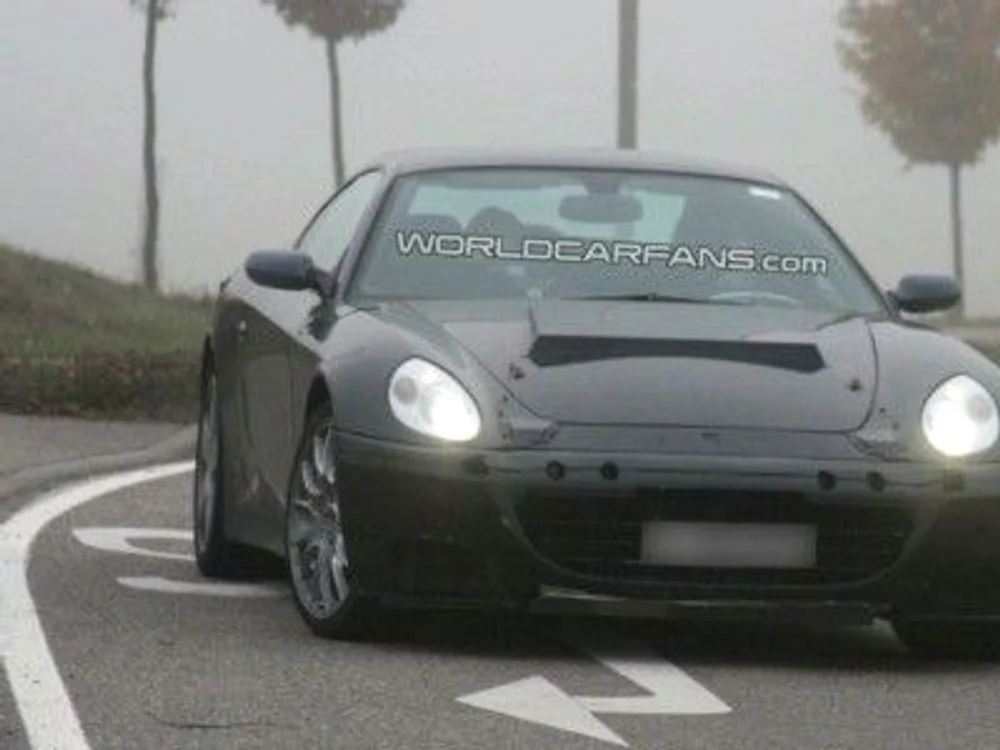 
    Noul Ferrari Scaglietti  