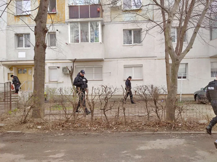 Criminaliştii  au cules probe de  la locul crimei 