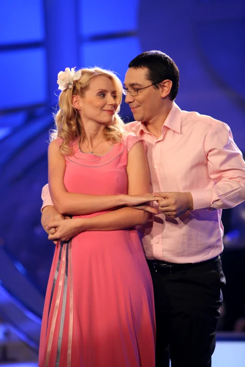 Cei doi politicieni au valsat pentru o cauză nobilă, la "Dansez pentru tine"