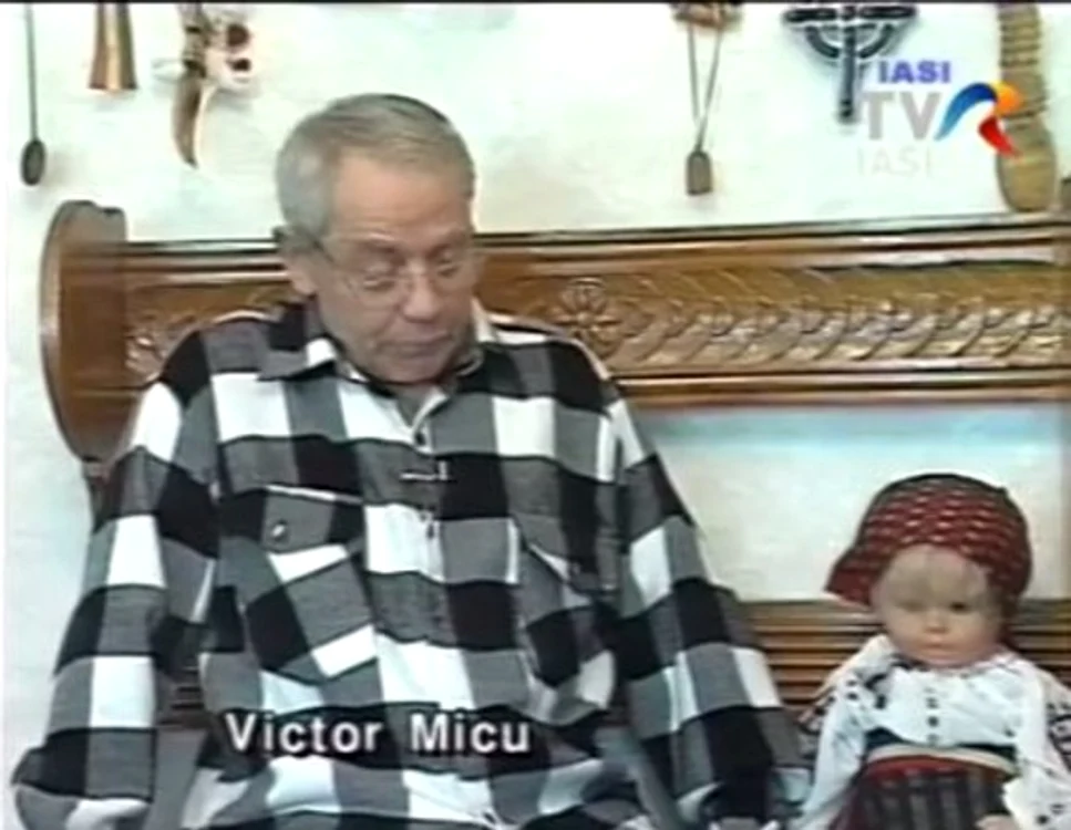 
    Sofia Vicoveancafotografii: arhivă personală  