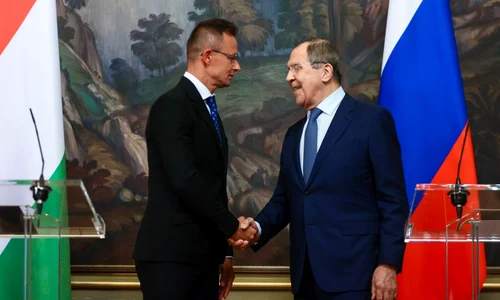 Peter Szijjarto si Serghei Lavrov FOTO EPA-EFE