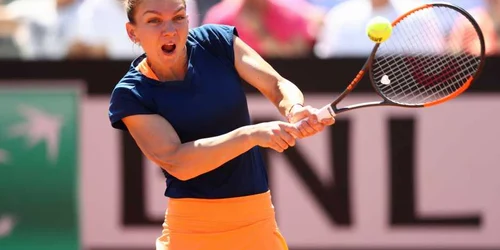 Simona Halep in partida contra laurei Siegemund la turneul Internazionali BNL dItalia 2017 FOTO Guliver / Getty Images / Michael Steele