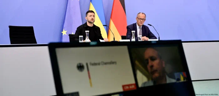 La video-conferinţă au participat, de la Berlin, Volodimir Zelenski şi Friedrich Merz