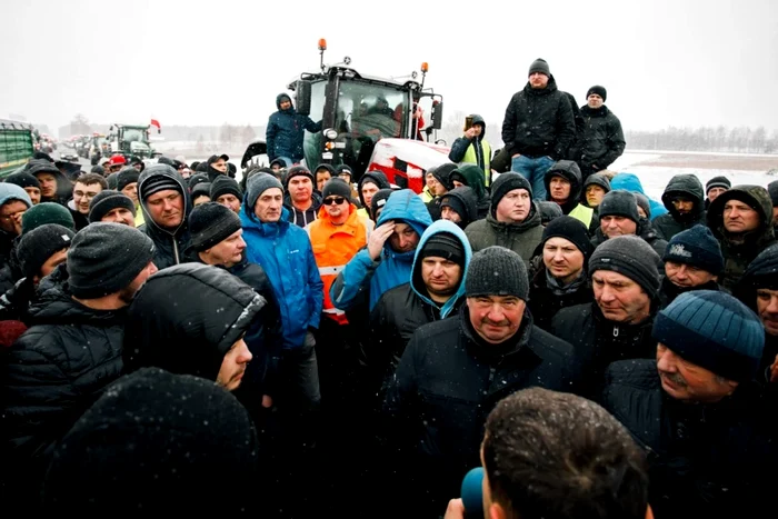 Agricultorii polonezi protestează la granița cu Ucraina FOTO EPA EFE