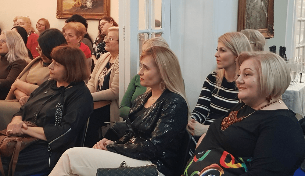Casă părintească, transformată în adăpost pentru carantinați și ucraineni. Povești de succes ale femeilor Aradului FOTO 