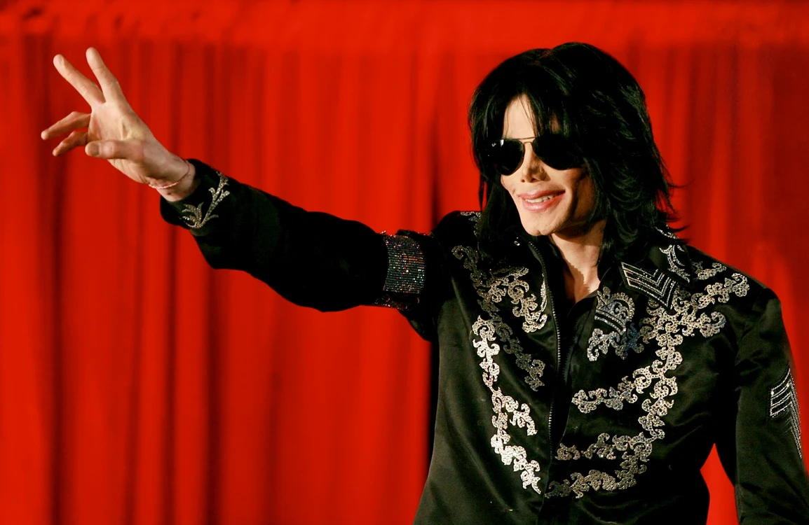 Michael Jackson a pledat nevinovat în faţa acuzaţiilor de pedofilie şi a fost achitat în 2005 FOTO Getty Images