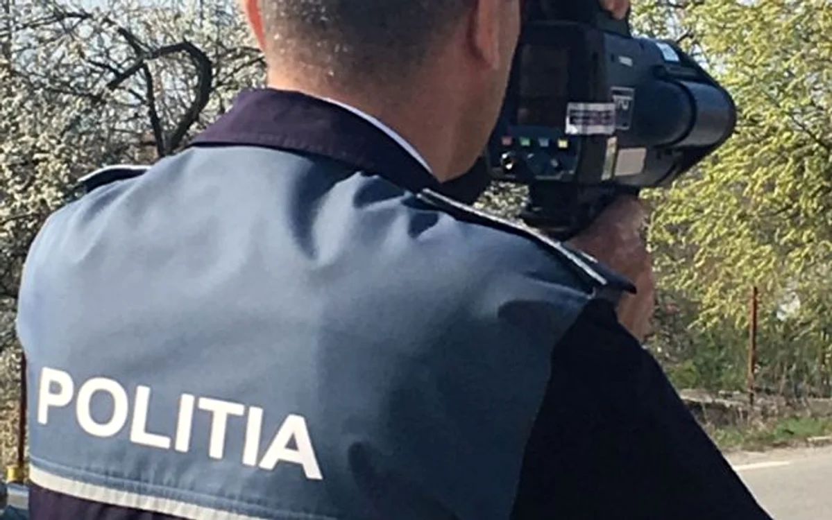 Poliţia, cu ochii pe trafic FOTO Adevărul