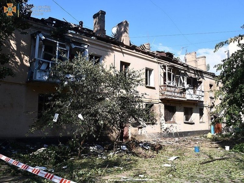 Rusia a lansat un atac cu rachete asupra orașului Mikolaiv. Cinci persoane au fost rănite