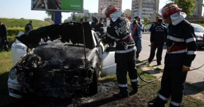 Maşina a fost distrusă în totalitate Foto: arhivă Adevărul